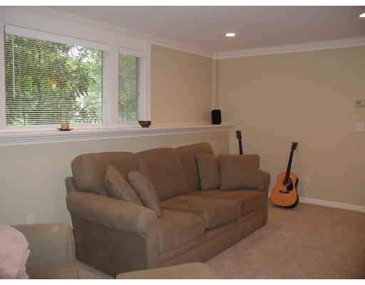 3 Nicholas Road Hopkinton, MA 01748 - Photo 20 of 23 Gallery Image 20