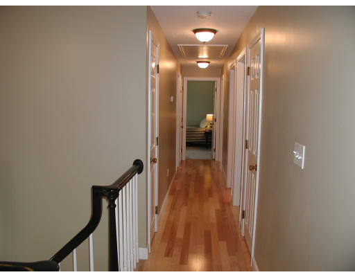3 Nicholas Road Hopkinton, MA 01748 - Photo 10 of 23 Gallery Image 10