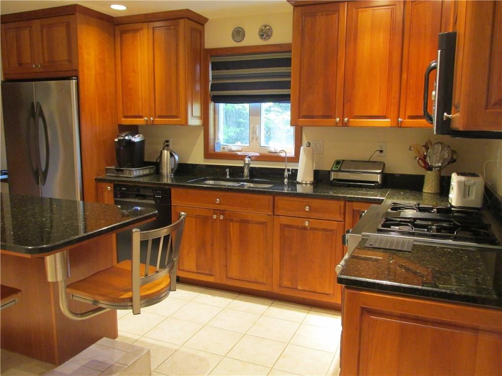 70 Holland Road Churchill, PA 15235 - Photo 8 of 25 Kitchen. Stainless Steel appliances.