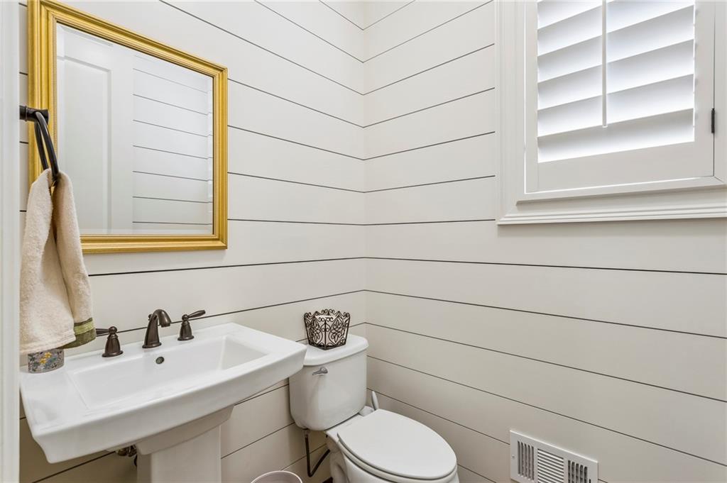 2775 Paces Lookout Lane Southeast Atlanta, GA 30339 - Photo 20 of 47