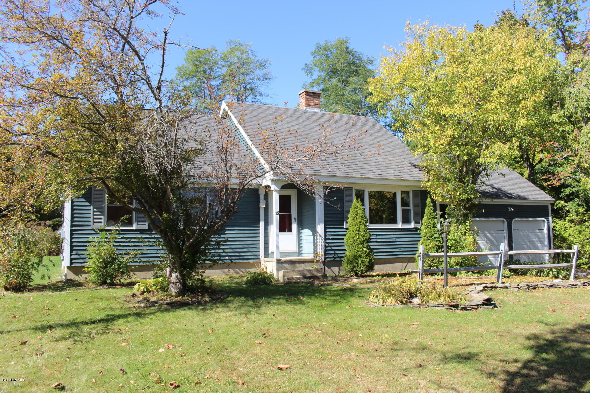 15 Stratton Road Williamstown, MA 01267 - Photo 1 of 19 Front