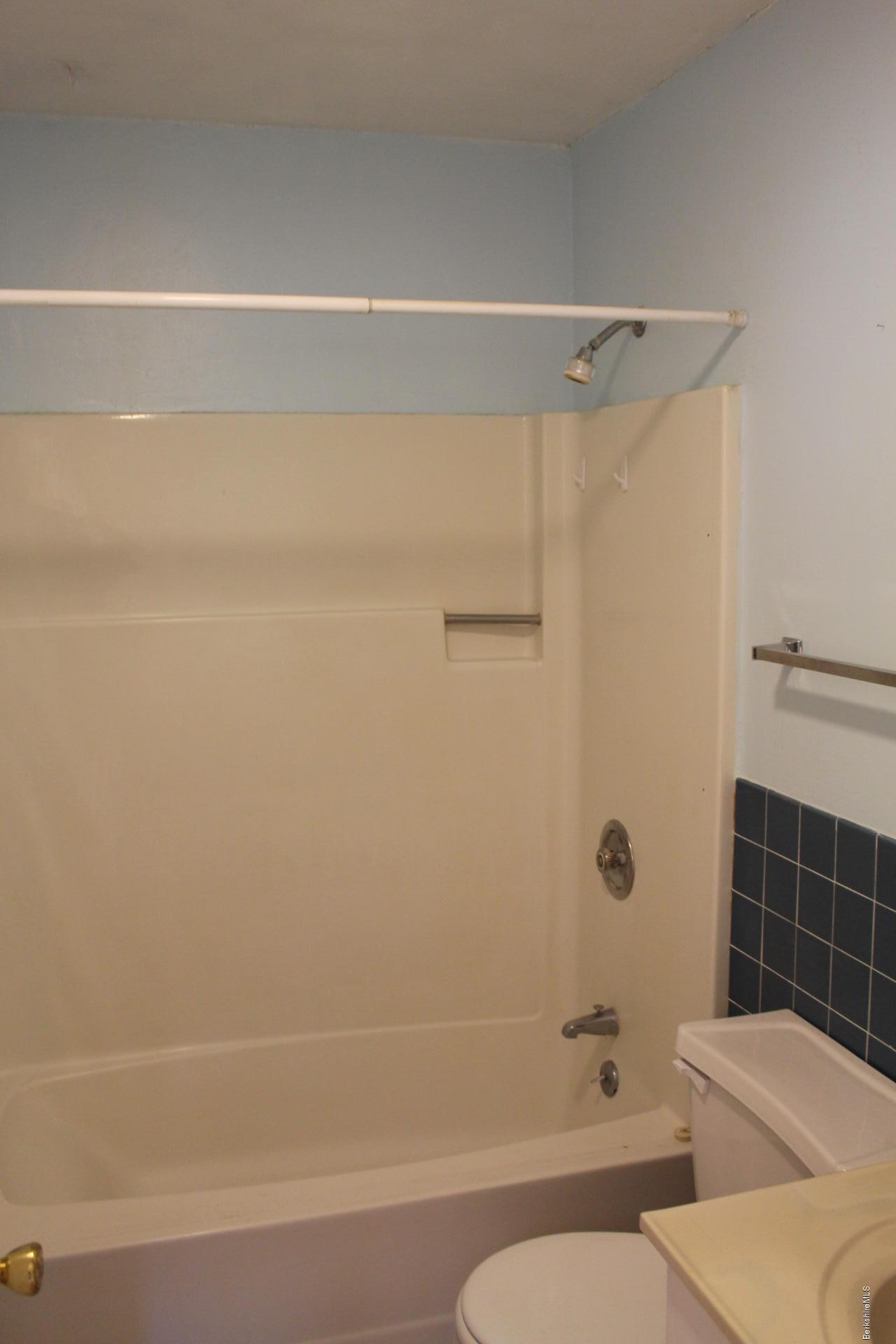 15 Stratton Road Williamstown, MA 01267 - Photo 12 of 19 Full Bath