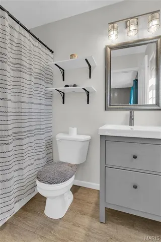 $285,000 | 611 North Friedberg Drive, Herculaneum, MO 63048