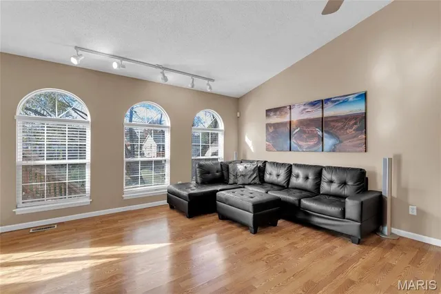 $285,000 | 611 North Friedberg Drive, Herculaneum, MO 63048