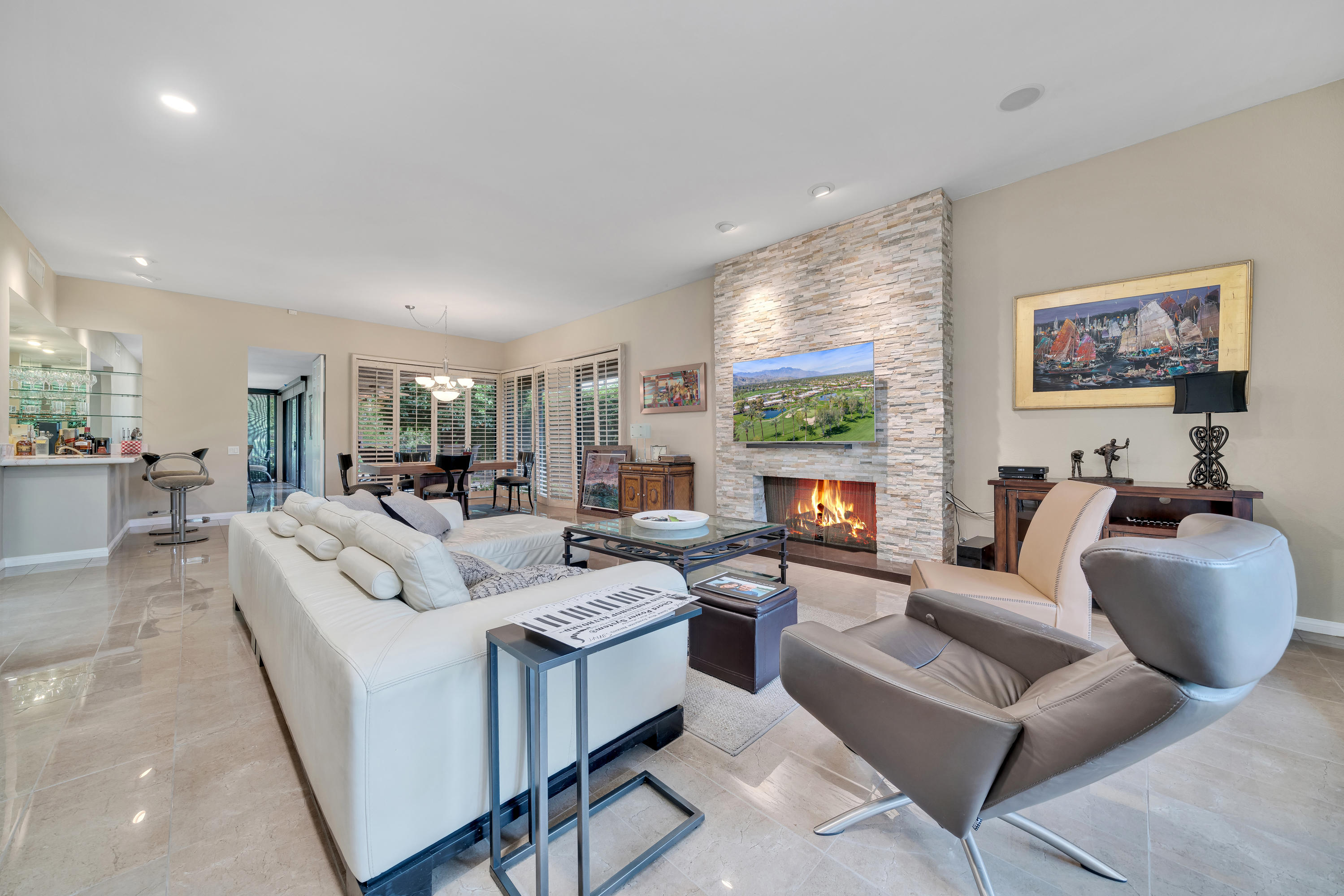 10 Temple Court Rancho Mirage, CA 92270 - Photo 1 of 37 Photo-17
