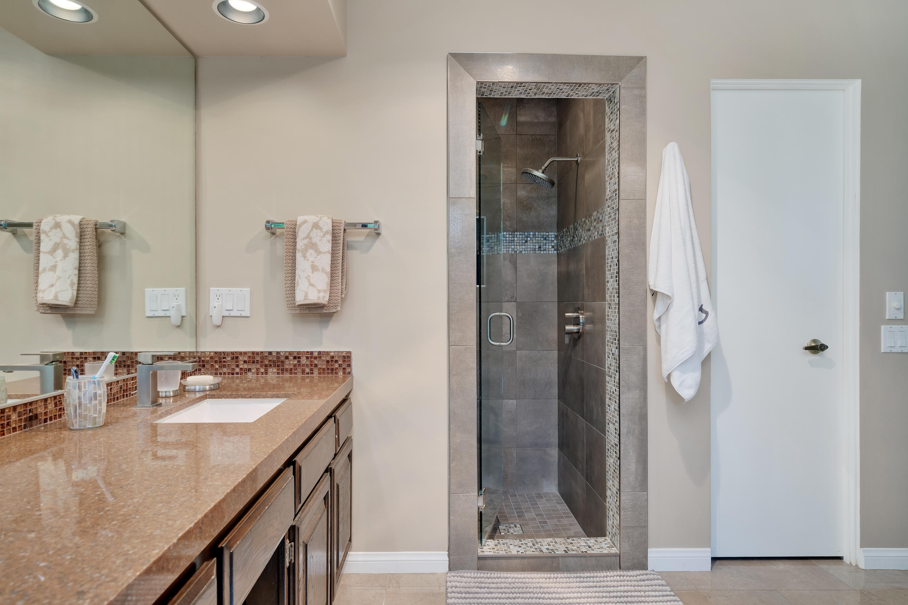 10 Temple Court Rancho Mirage, CA 92270 - Photo 24 of 37 Photo-34
