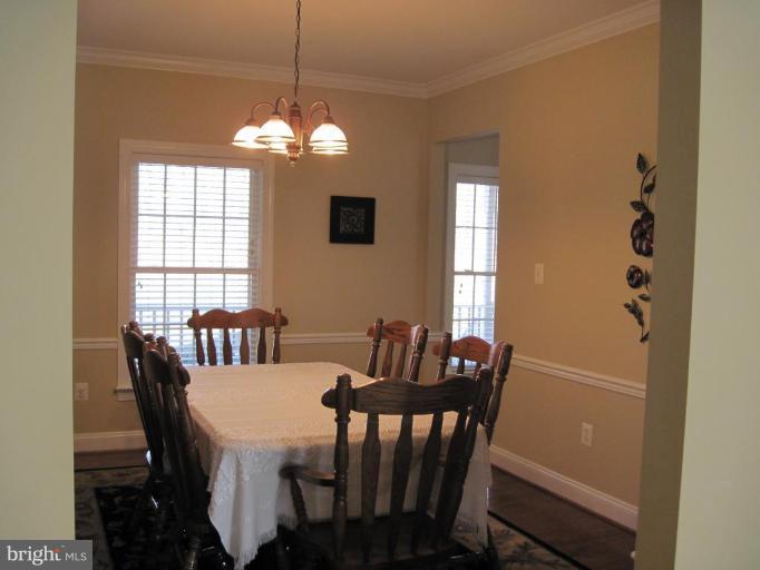 10555 Bears Den Road Marshall, VA 20115 - Photo 3 of 10 Dining Room