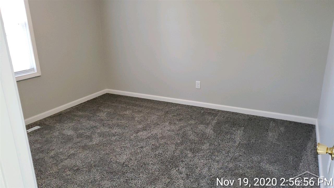 451 Sherman Road Saginaw, MI 48604 - Photo 4 of 17 50029408-3.JPG