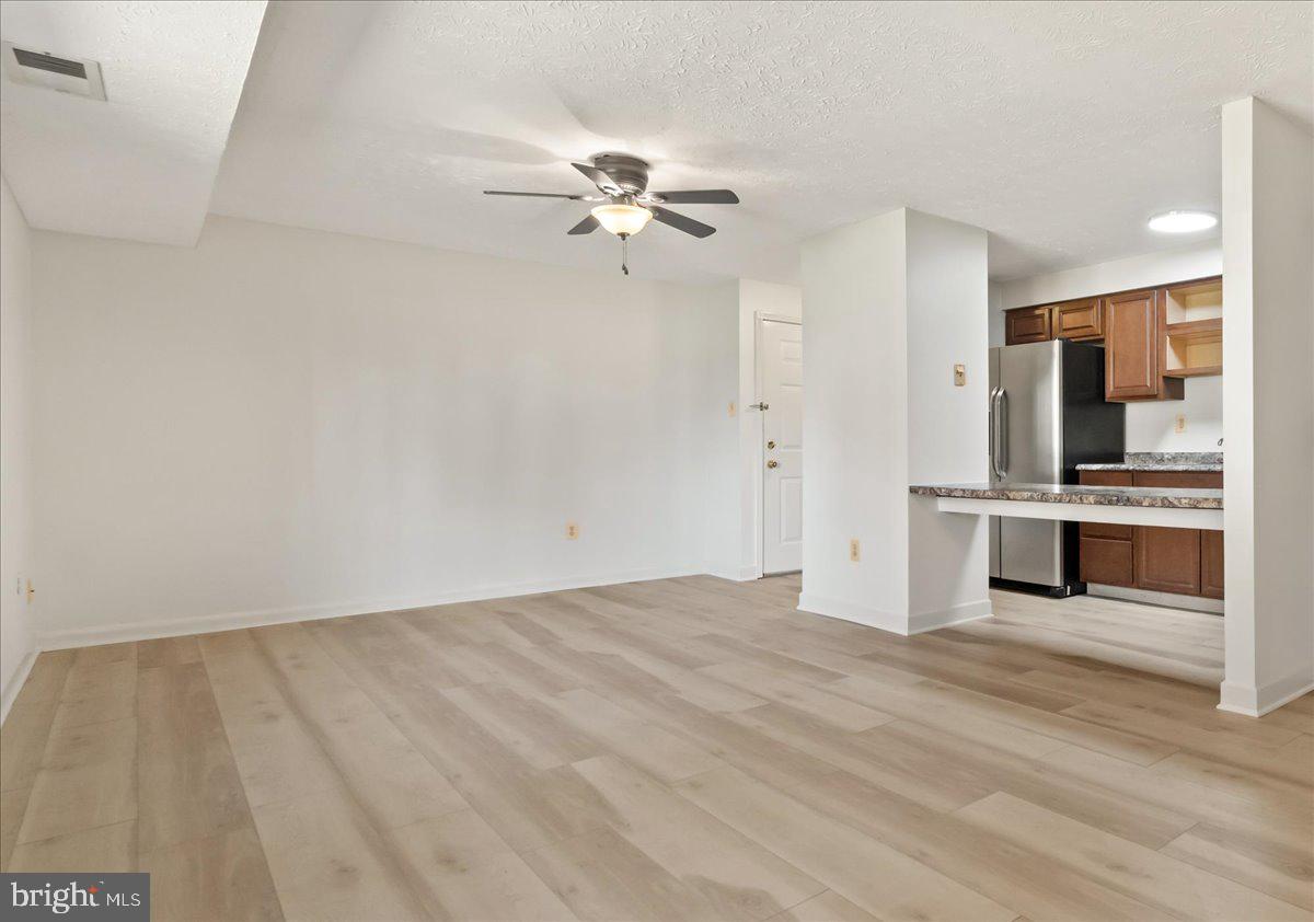 551 Heather Ridge Drive, Unit B Frederick, MD 21702 - Photo 5 of 28