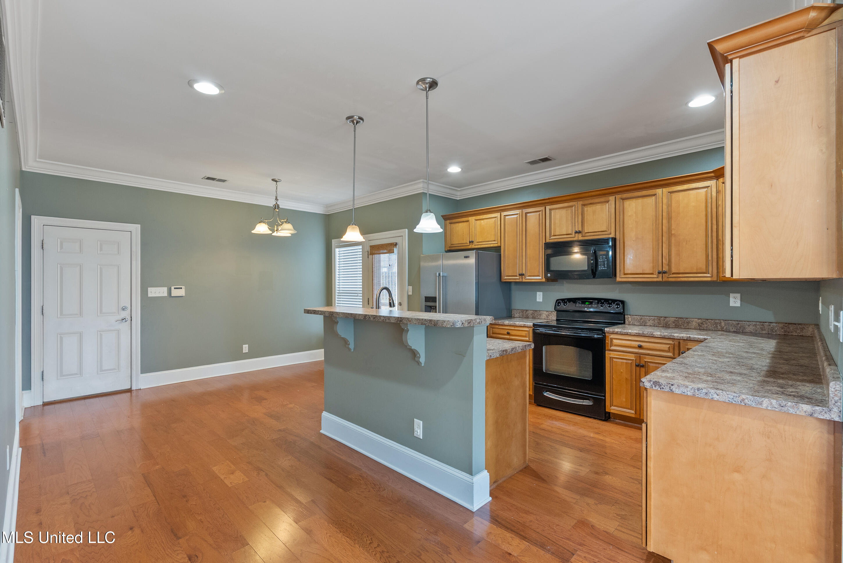 3345 Pettingill Way Hernando, MS 38632 - Photo 13 of 41 Spacious Kitchen