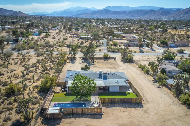 $670,000 | 7607 Lucerne Vista Avenue, Yucca Valley, CA 92284
