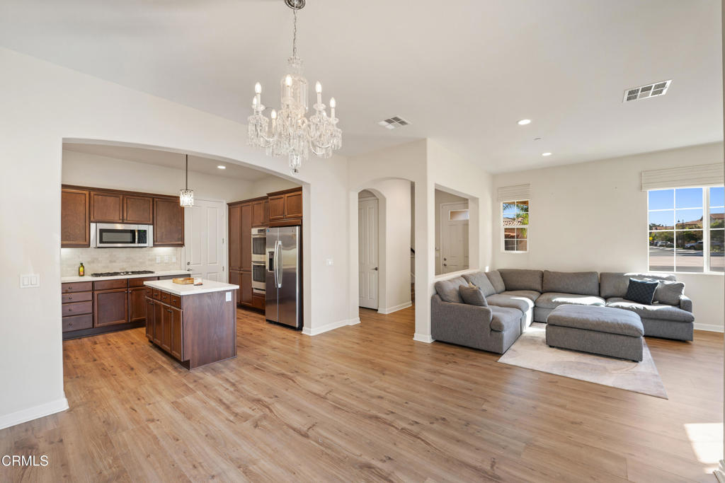 1655 Range Road Oxnard, CA 93036 - Photo 9 of 34