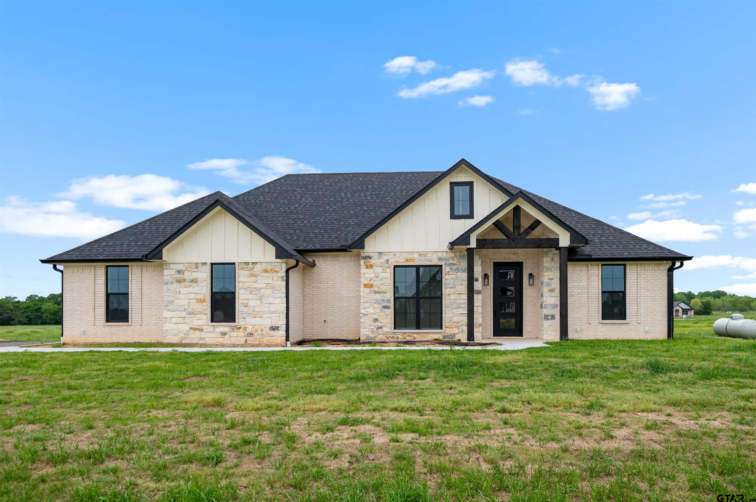 370 Private Road 5440 Point, TX 75472 - Photo 1 of 1 Gallery Image 1