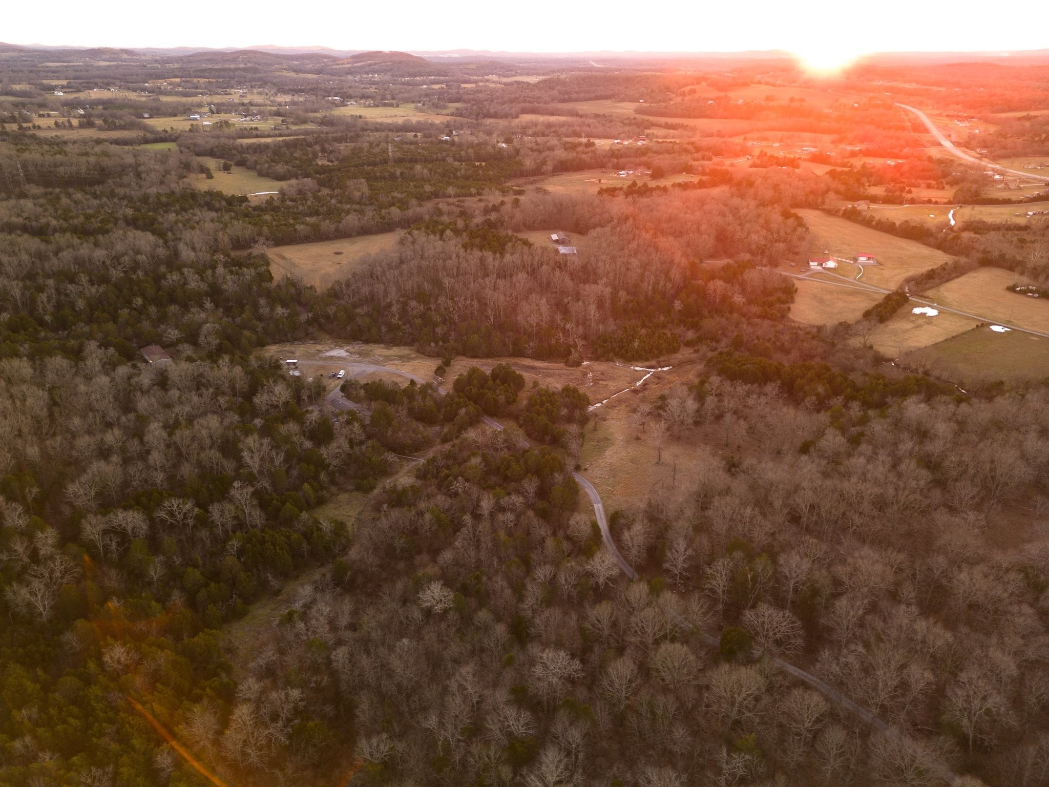 318 Athens Road Lebanon, TN 37087 - Photo 5 of 30 a view of city and mountain