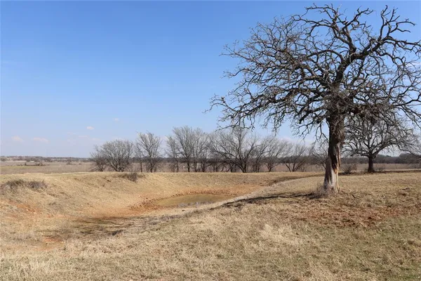 $390,500 | 965 Cr 415 Comanche Tx 76442, Comanche, TX 76442
