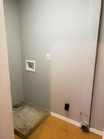 $89,900 | 309 East 12th Avenue, El Dorado, KS 67042