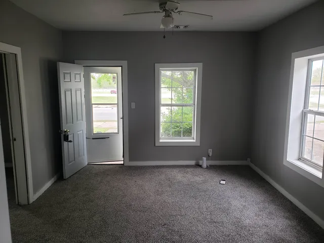 $89,900 | 309 East 12th Avenue, El Dorado, KS 67042