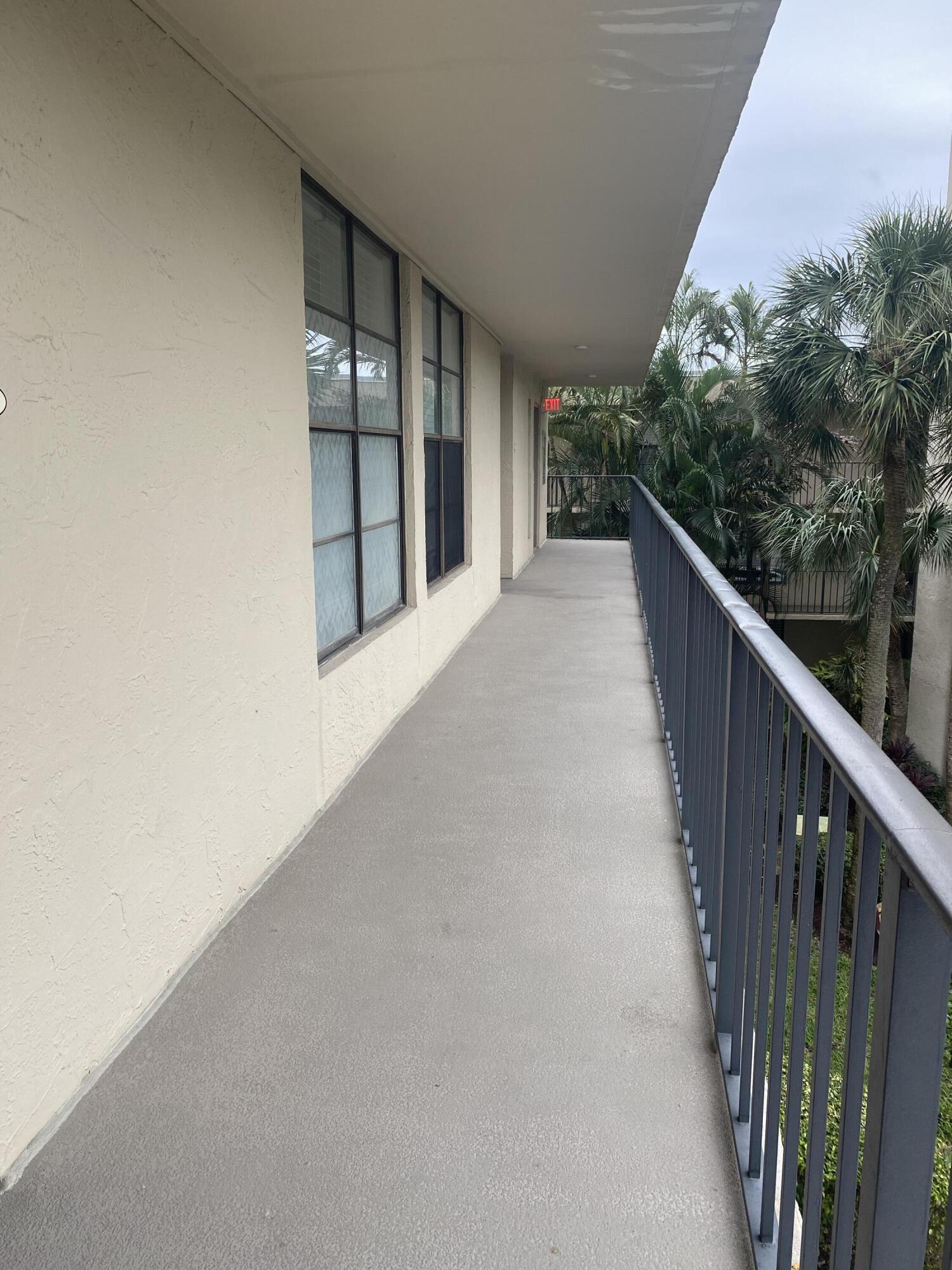 17 Royal Palm Way, Unit 305 Boca Raton, FL 33432 - Photo 18 of 22 IMG_7820