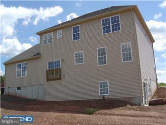 136 Wiand Lane Spring City, PA 19475 - Photo 2 of 12 Exterior Back