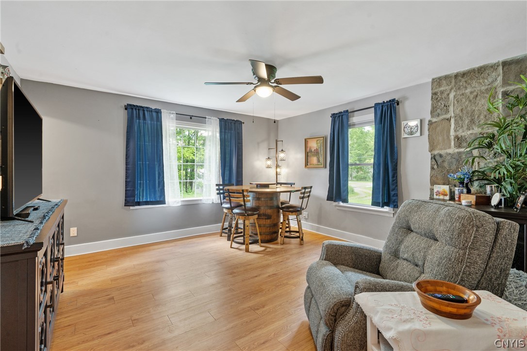 2696 Lyons Road Camillus, NY 13031 - Photo 3 of 31