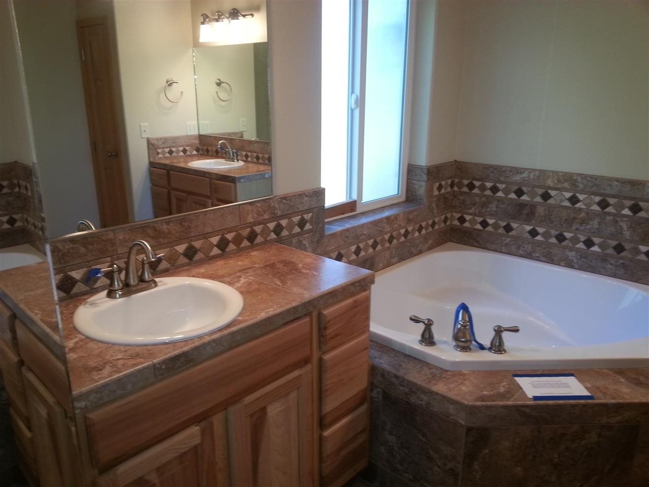 4112 Tamarack Bay Road, Unit 51 Loon Lake, WA 99148 - Photo 8 of 20 Gallery Image 8