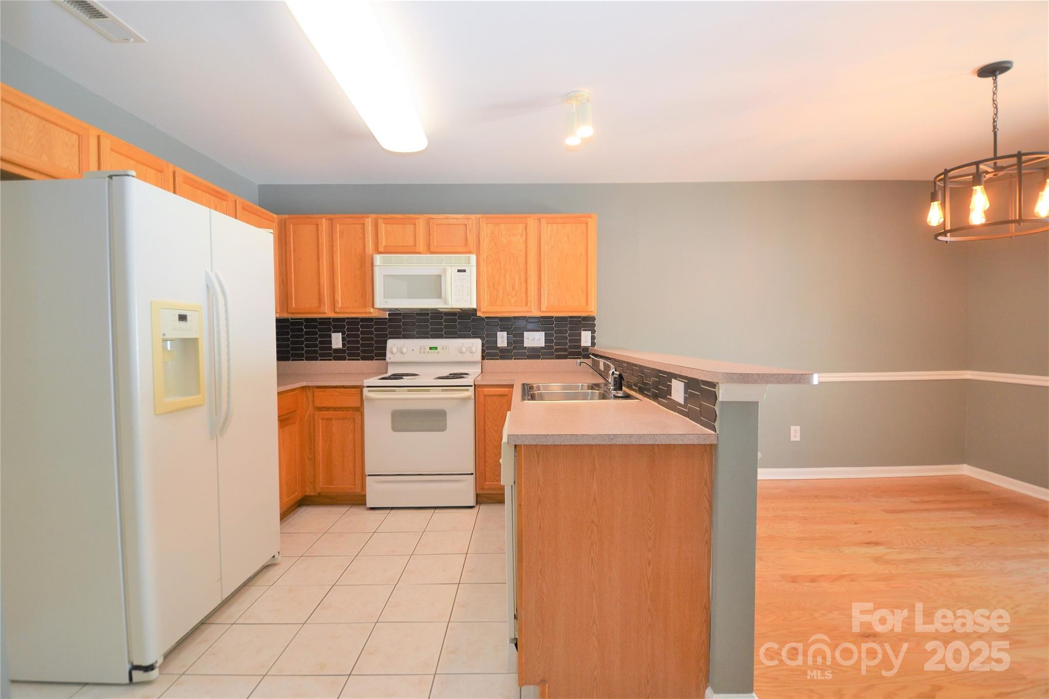 224 Edinburgh Court Mount Holly, NC 28120 - Photo 7 of 21