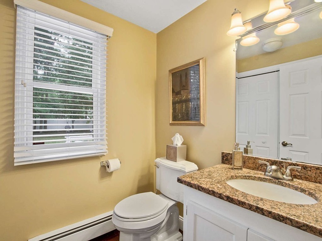 25 Temple Street Medway, MA 02053 - Photo 12 of 24