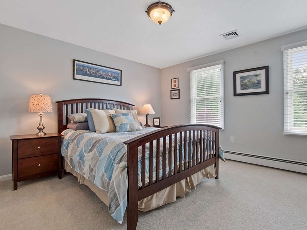 25 Temple Street Medway, MA 02053 - Photo 16 of 24
