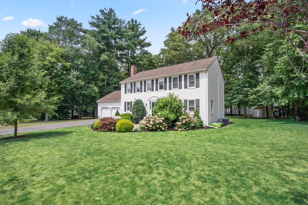 25 Temple Street Medway, MA 02053 - Photo 2 of 24