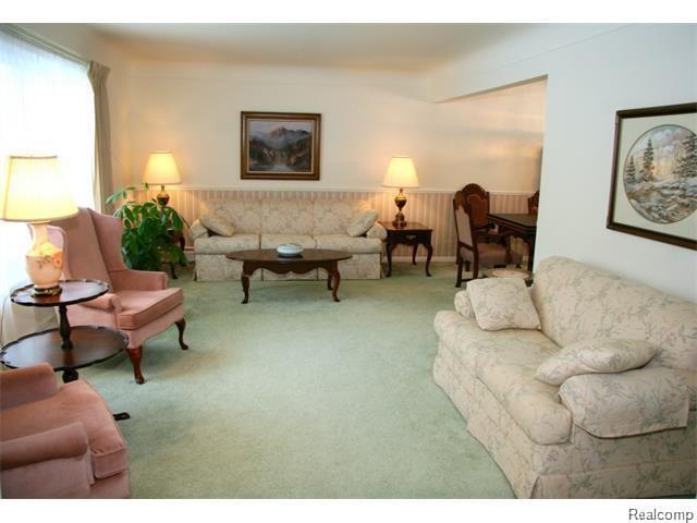 64 East Maryknoll Road Rochester Hills, MI 48309 - Photo 6 of 28