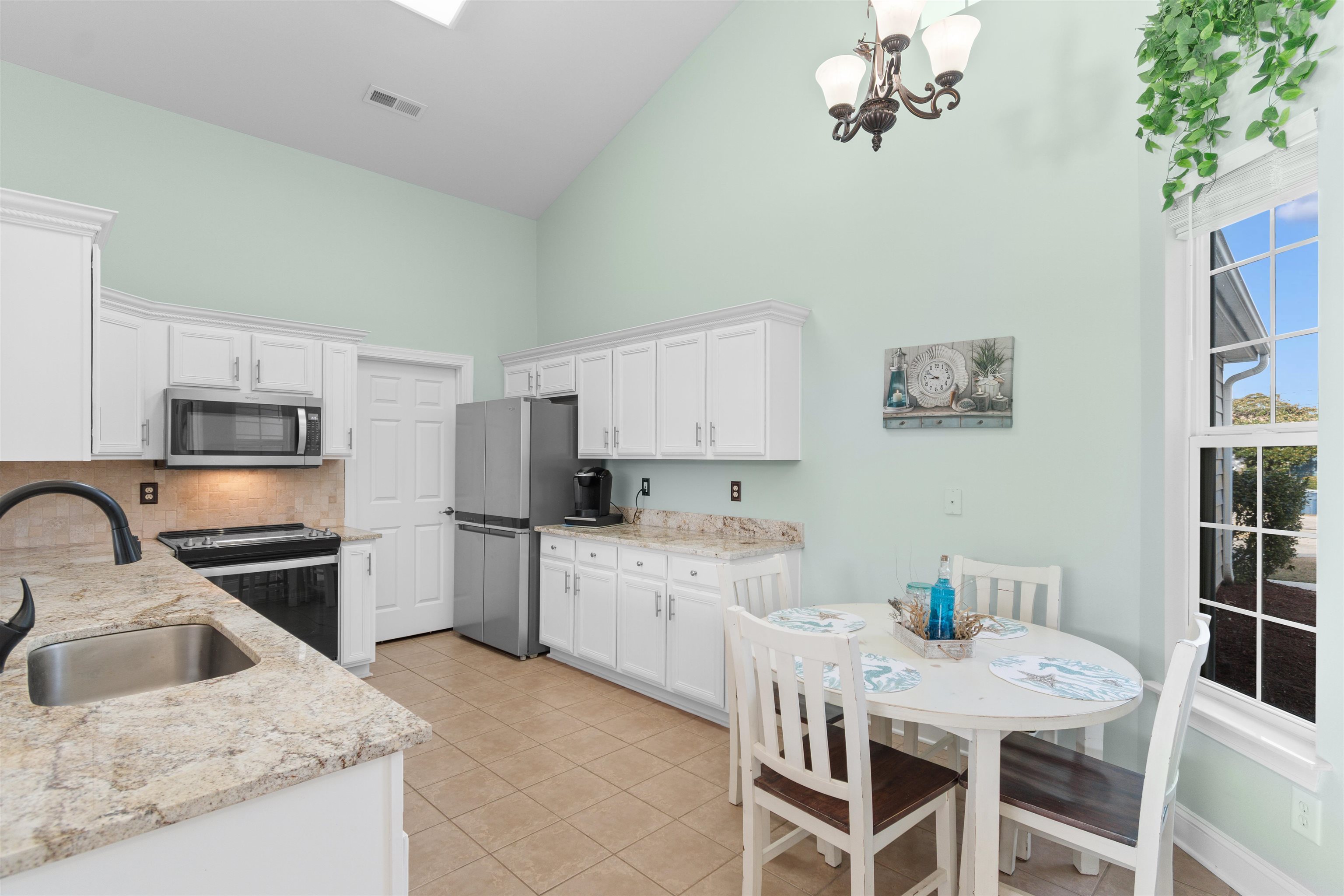 327 Williams Street Myrtle Beach, SC 29577 - Photo 9 of 43