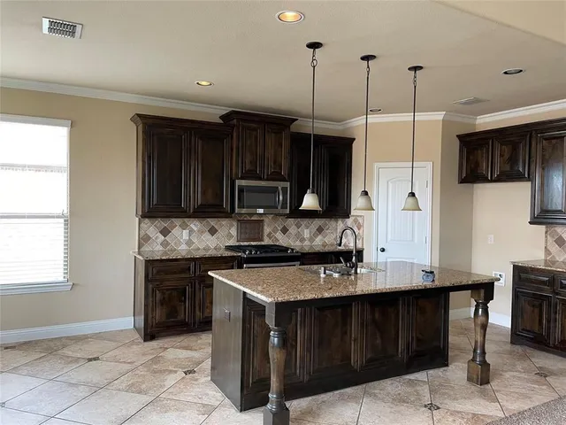 $2,250 | 3004 Guadalupe Drive, Forney, TX 75126