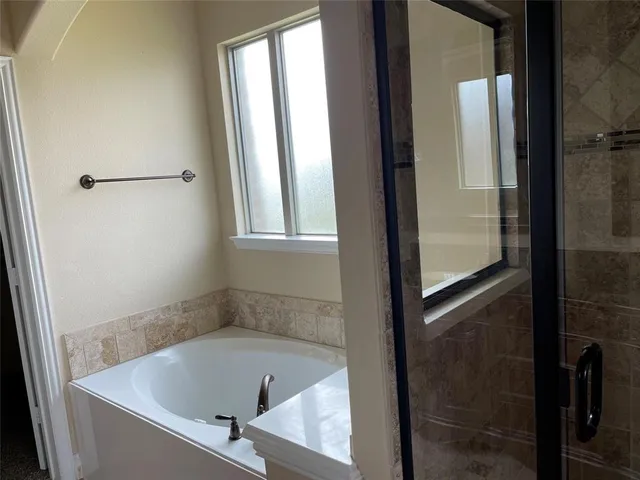 $2,250 | 3004 Guadalupe Drive, Forney, TX 75126