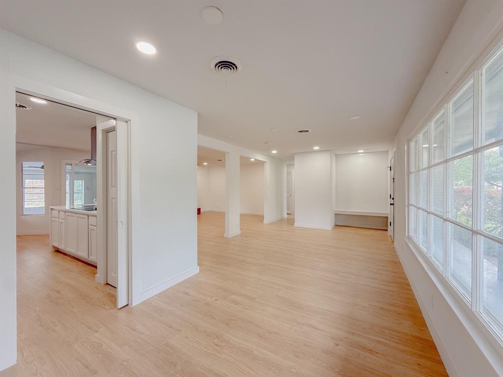 4013 Wedgworth Road South Fort Worth, TX 76133 - Photo 9 of 35