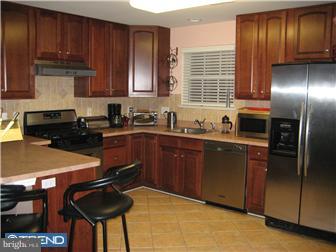 20 Simons Way Huntingdon Valley, PA 19006 - Photo 6 of 6 Kitchen
