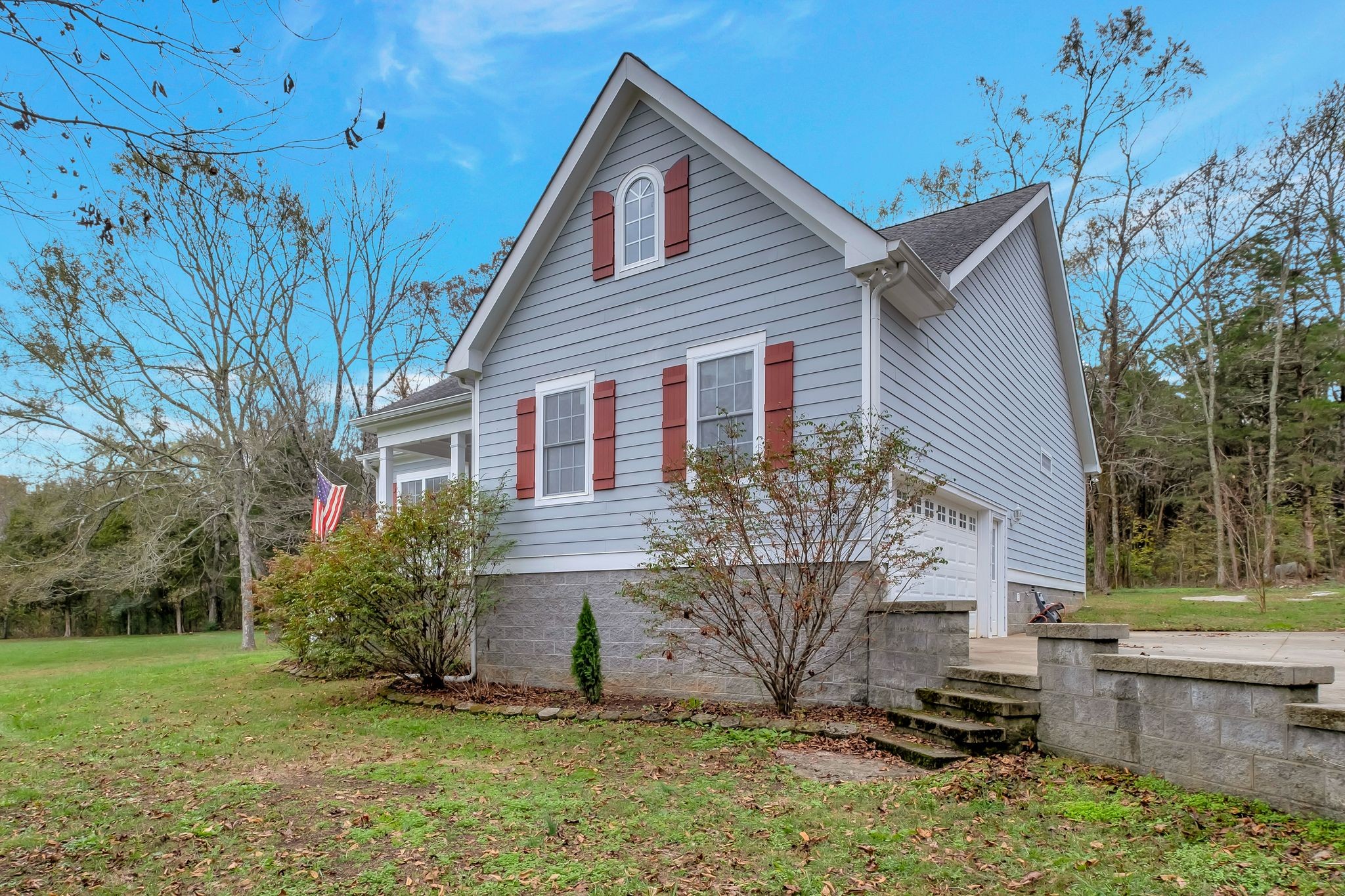 562 Dunaway Road Lebanon, TN 37090 - Photo 3 of 10 a view of backyard of house with green space