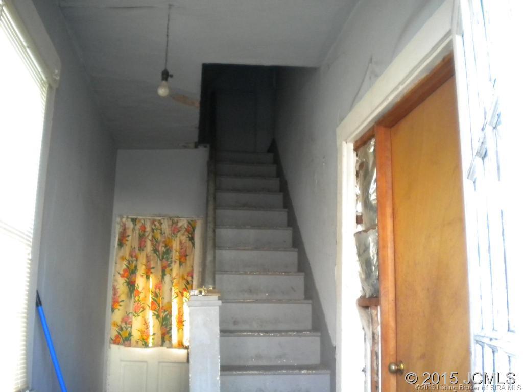761 West 3rd Street Madison, IN 47250 - Photo 2 of 8 Gallery Image 2