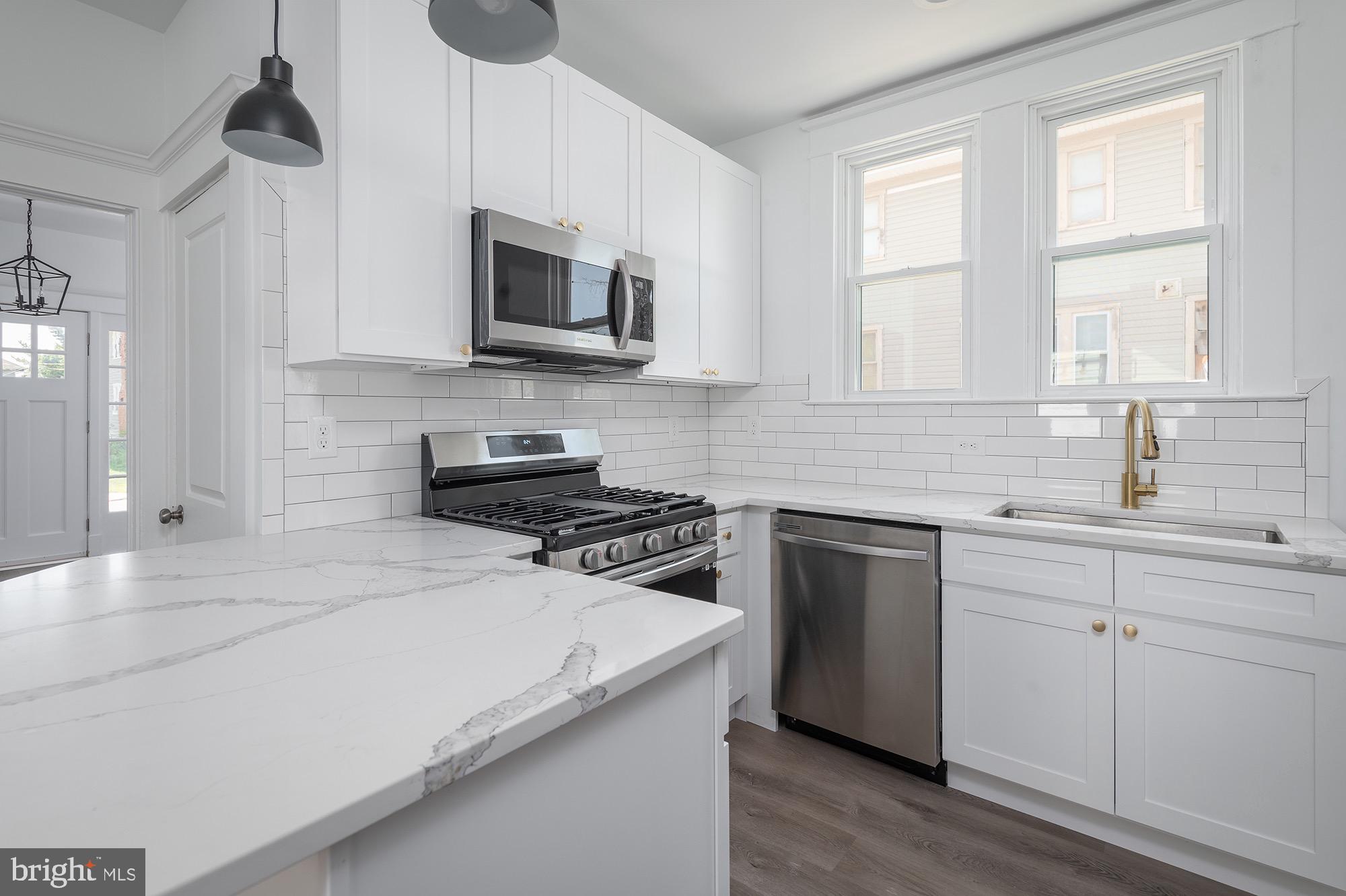 611 Plymouth Road Baltimore, MD 21229 - Photo 4 of 33 All New Kitchen