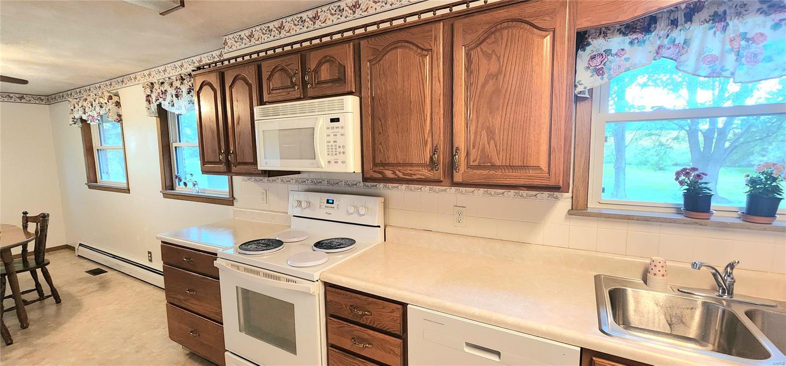 4801 Palestine Road Chester, IL 62233 - Photo 3 of 55