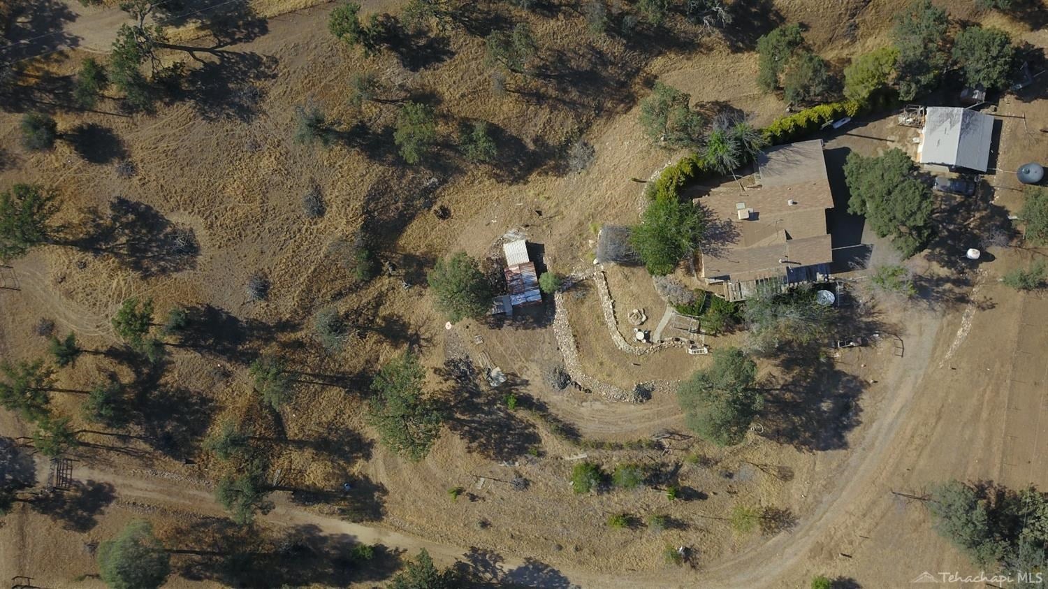 42128 Indian Oak Road Caliente, CA 93518 - Photo 3 of 12 Gallery Image 3
