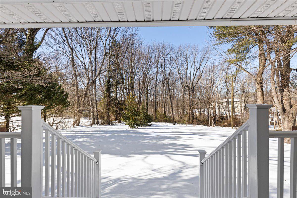 23320 Watson Road Leesburg, VA 20175 - Photo 45 of 51 a view of a backyard of the house