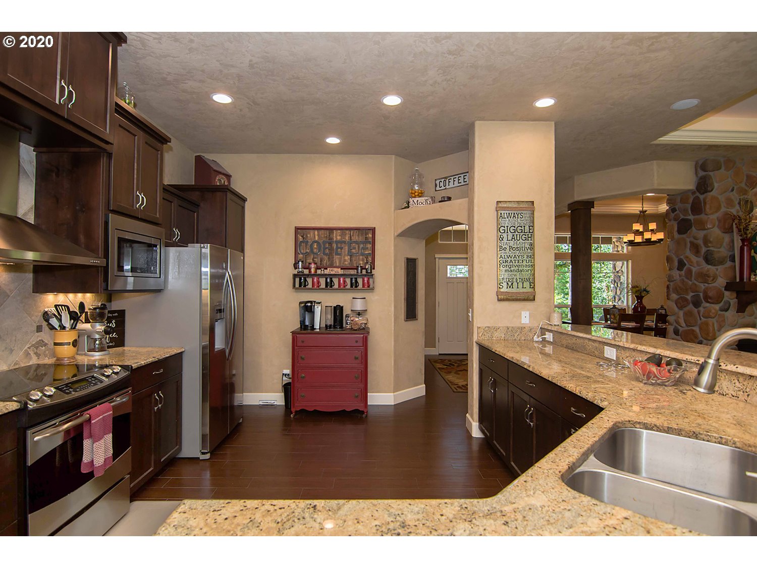 1385 Cleveland Loop Road Roseburg, OR 97471 - Photo 12 of 32 Gallery Image 12