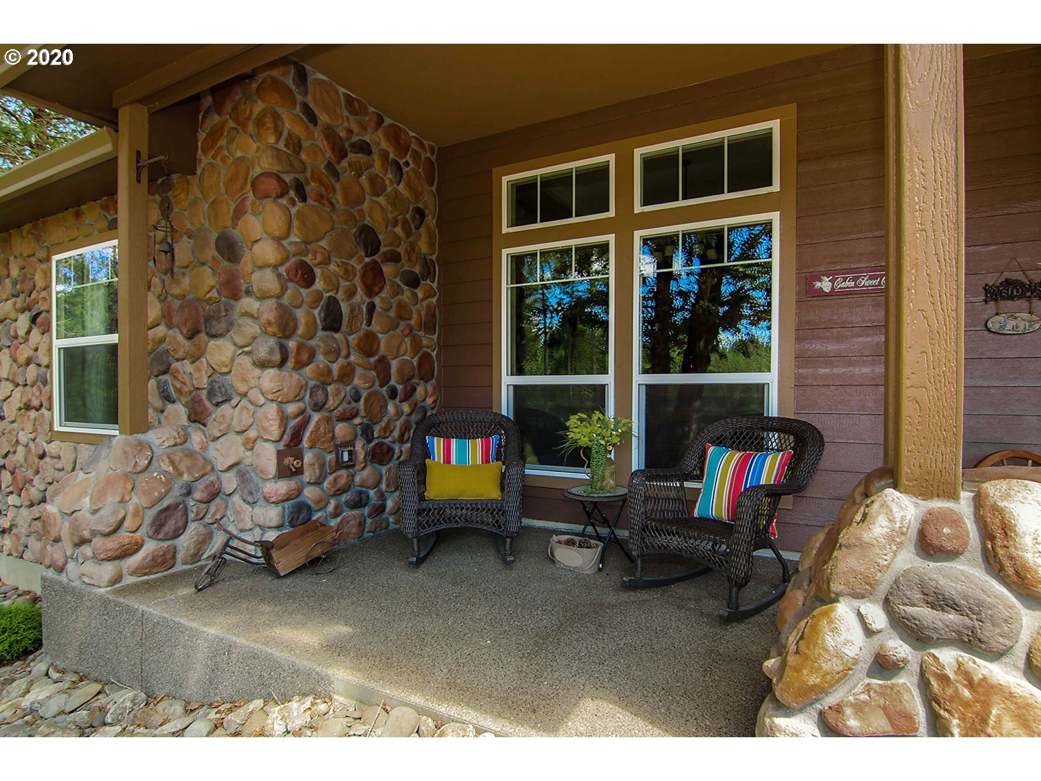 1385 Cleveland Loop Road Roseburg, OR 97471 - Photo 3 of 32 Gallery Image 3