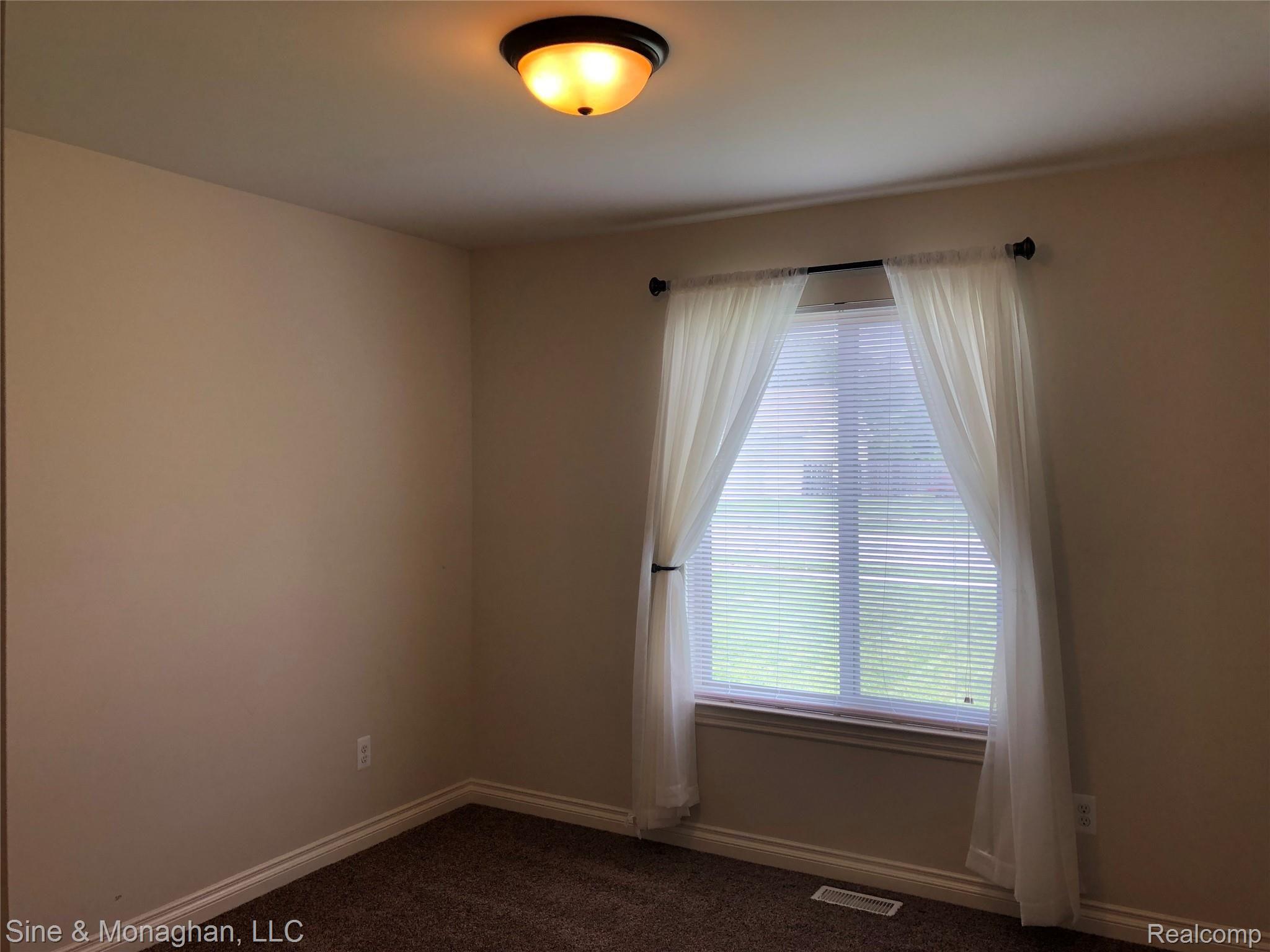 9526 Amy Road Algonac, MI 48001 - Photo 19 of 39 19.JPG