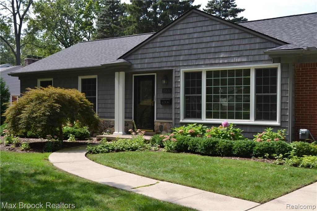 15830 Reedmere Avenue Beverly Hills, MI 48025 - Photo 3 of 20