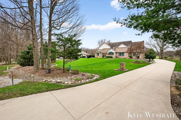 $629,900 | 6669 West H Avenue, Kalamazoo, MI 49009