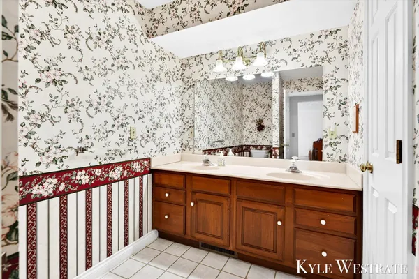 $629,900 | 6669 West H Avenue, Kalamazoo, MI 49009