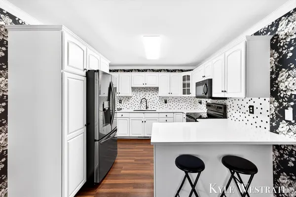 $629,900 | 6669 West H Avenue, Kalamazoo, MI 49009