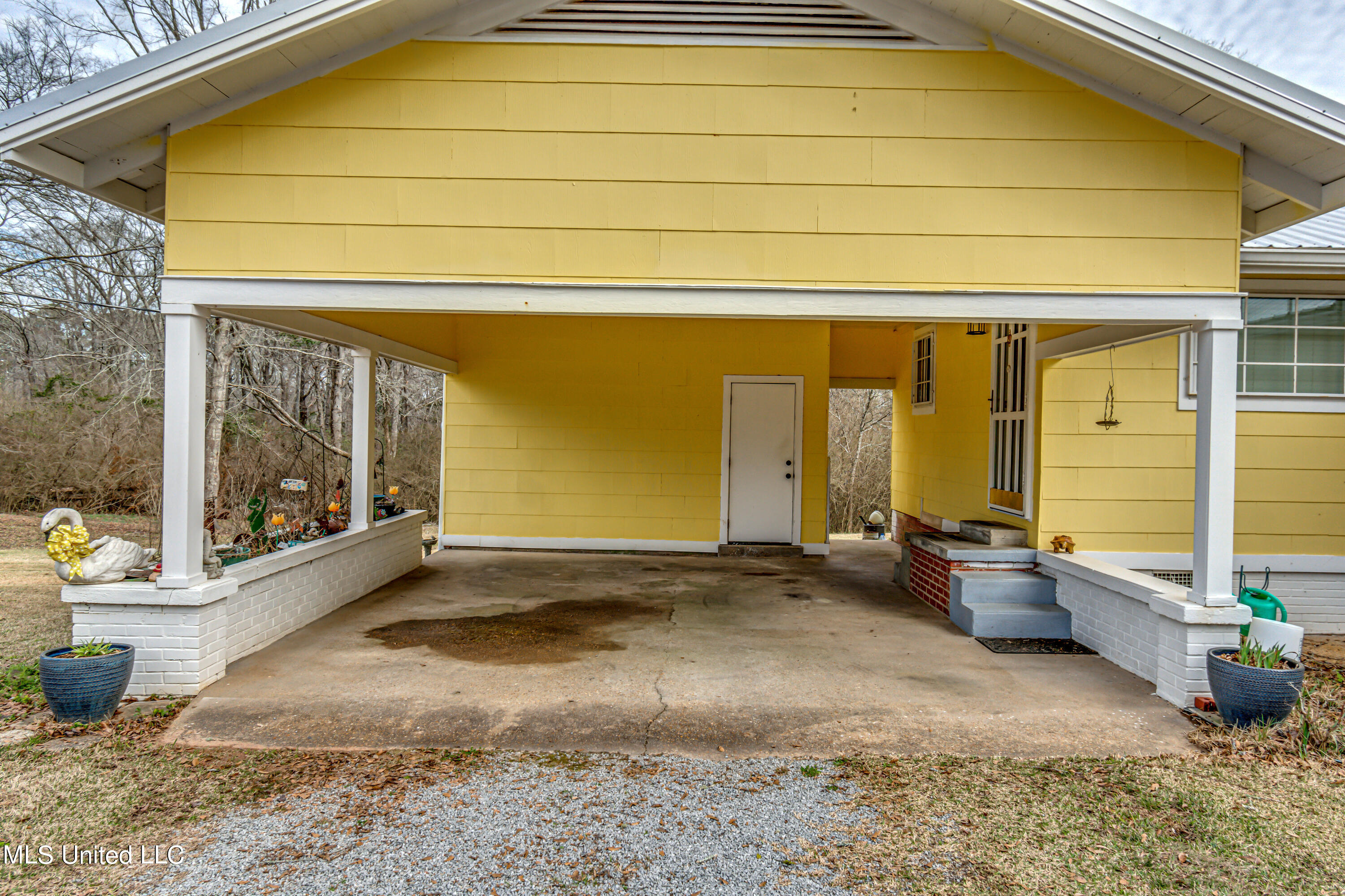 2190 County Line Road Crystal Springs, MS 39059 - Photo 23 of 27 2190 County Line Road--14
