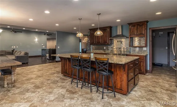 $1,490,000 | 26469 Roam Drive, Waynesville, MO 65583